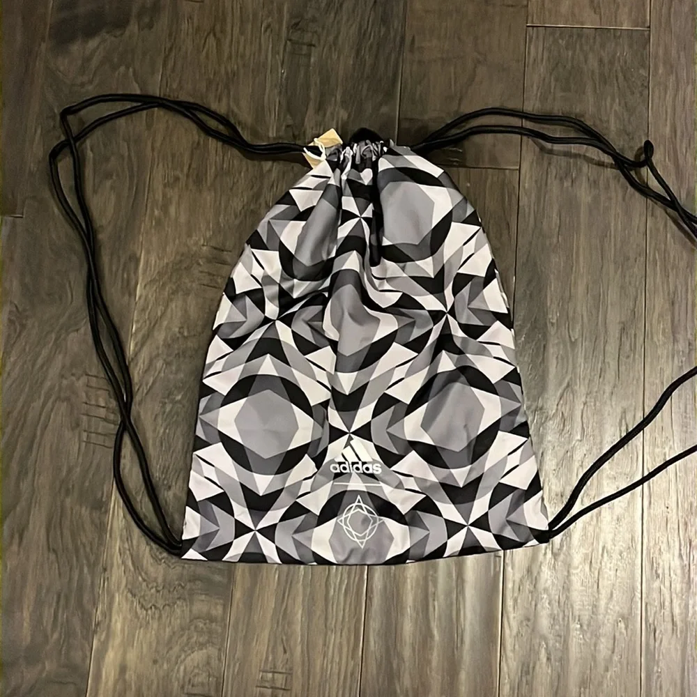 Adidas Wanderlust Festival yoga gym backpack Sack Bag new black grey Women’s